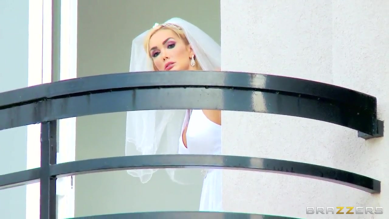 Defiant blonde Devon seduces her husband at the marriage