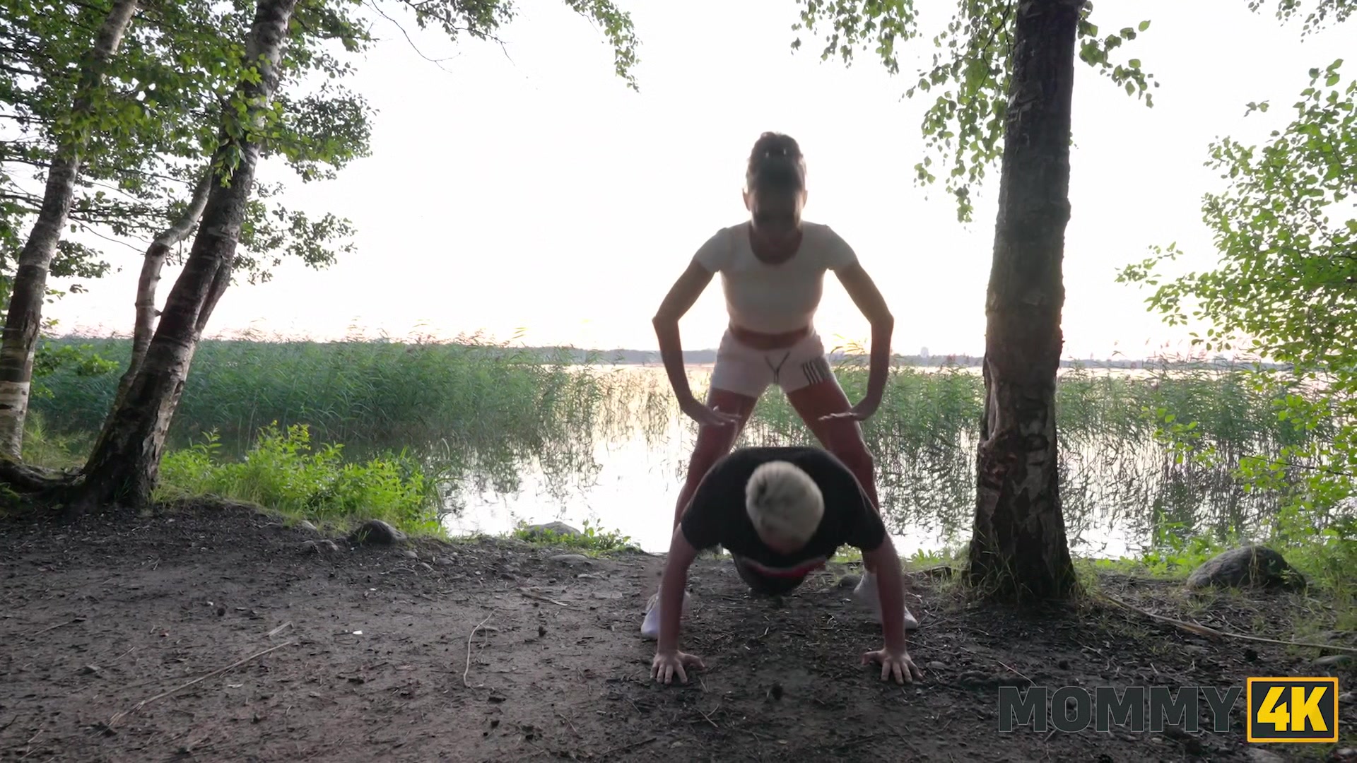 MOMMY4K. Russian Cougar Malusha found a dude with huge cock in the park and fucked him in 5 minutes