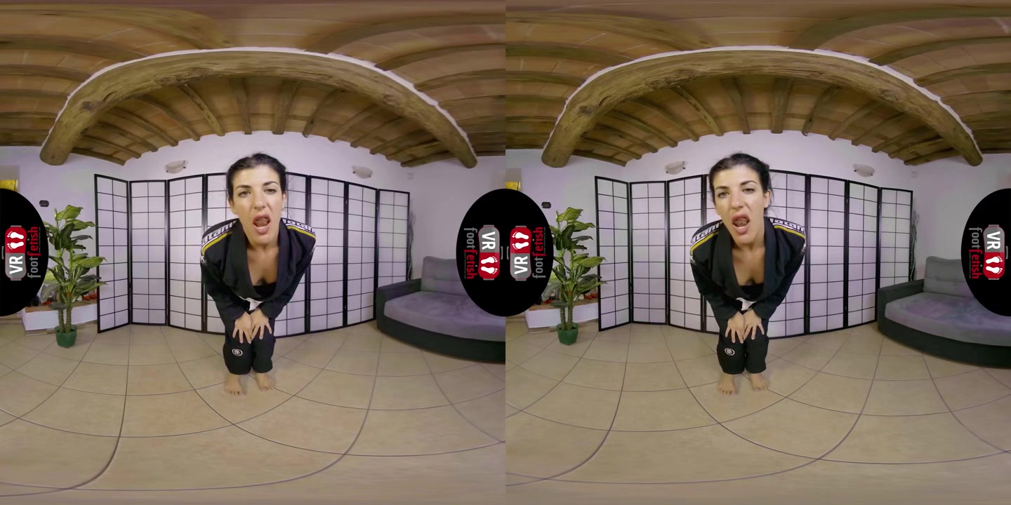 Karate Master Bianca Blance Uses Her Sexy Feet And Wrinkled Soles - VRFootFetish