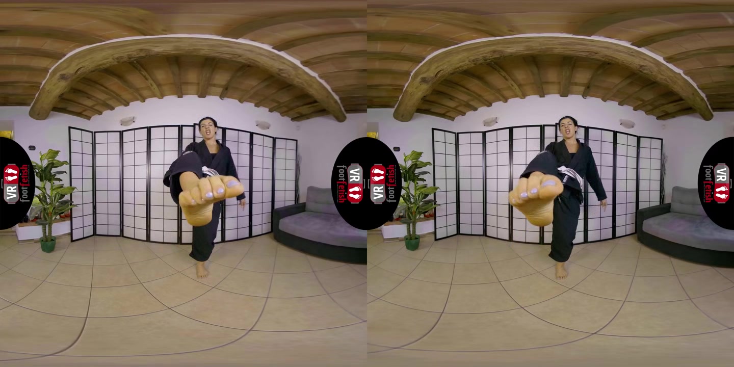 Karate Master Bianca Blance Uses Her Sexy Feet And Wrinkled Soles - VRFootFetish