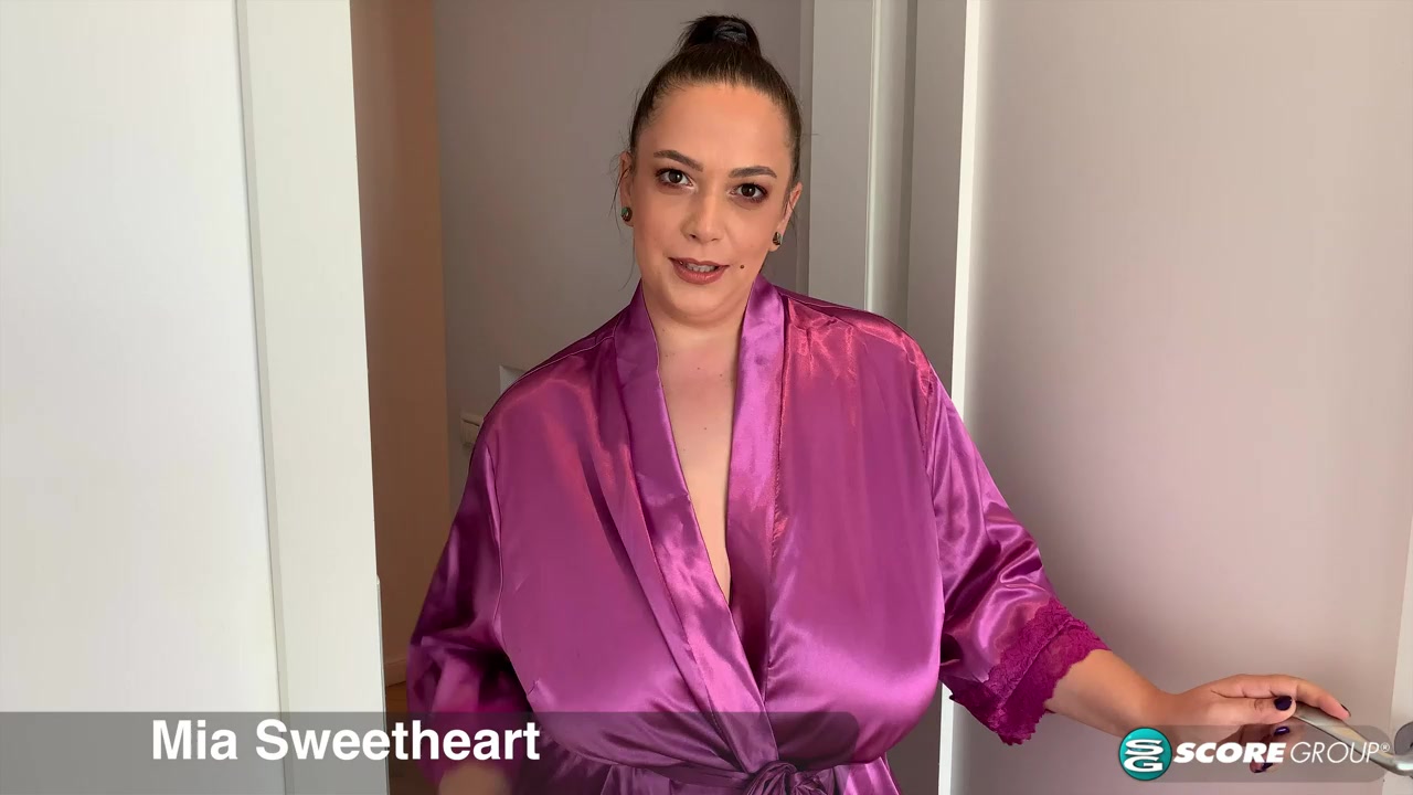 Mia Sweetheart & The Man From Deep Fingers