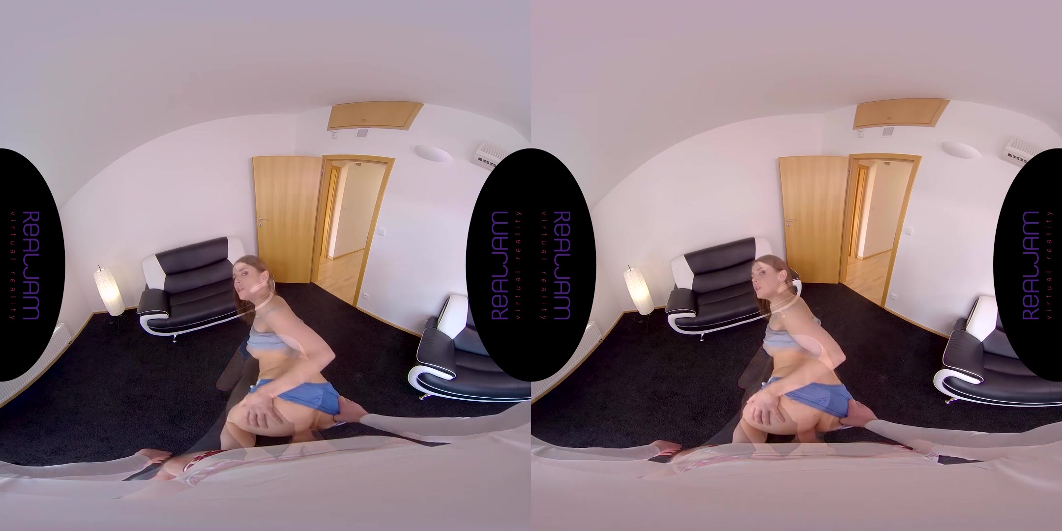 The Workout with Sybil - Cute Virtual Girlfriend Interrupts your Workout