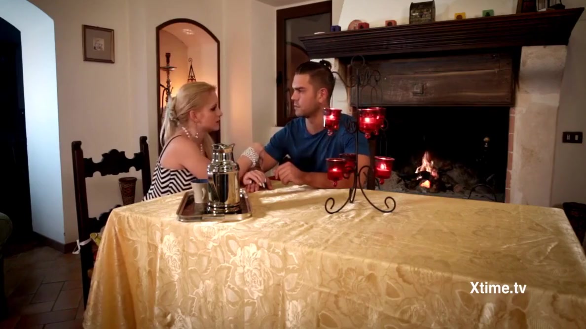Black Stockings Anal Fucking On Table - Rossella Visconti