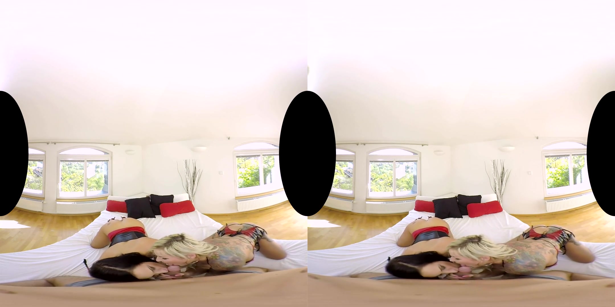 Jarushka Ross & Black Sophie in Latex Babes - POV - RealityLovers