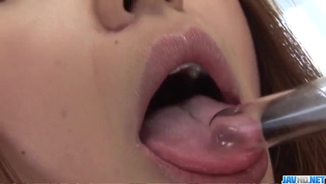 Sakura Hirota amateur babe blows a huge dick