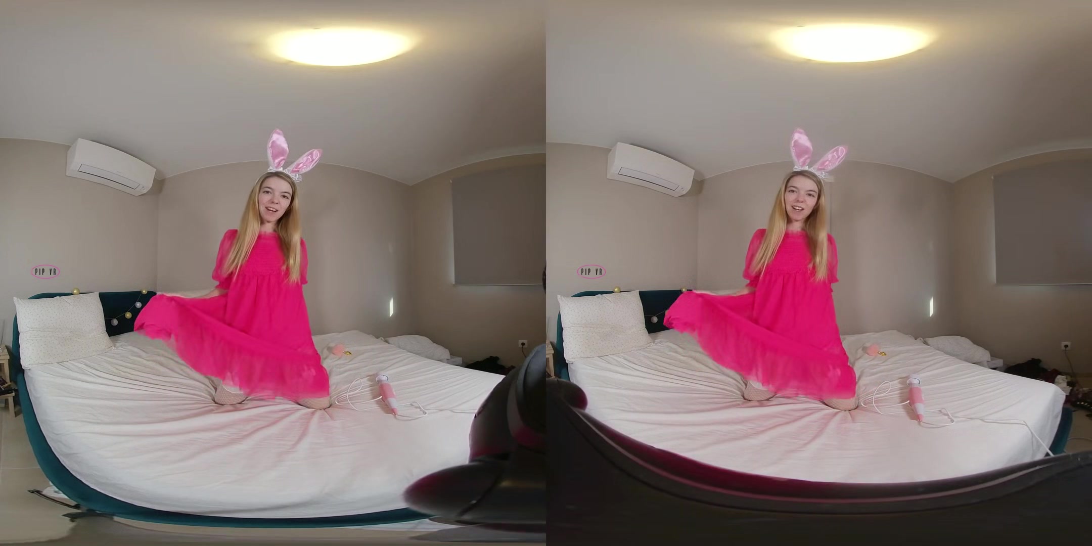 Horny Bunny - Amateur Babe Solo - PIP VR - SexLikeReal