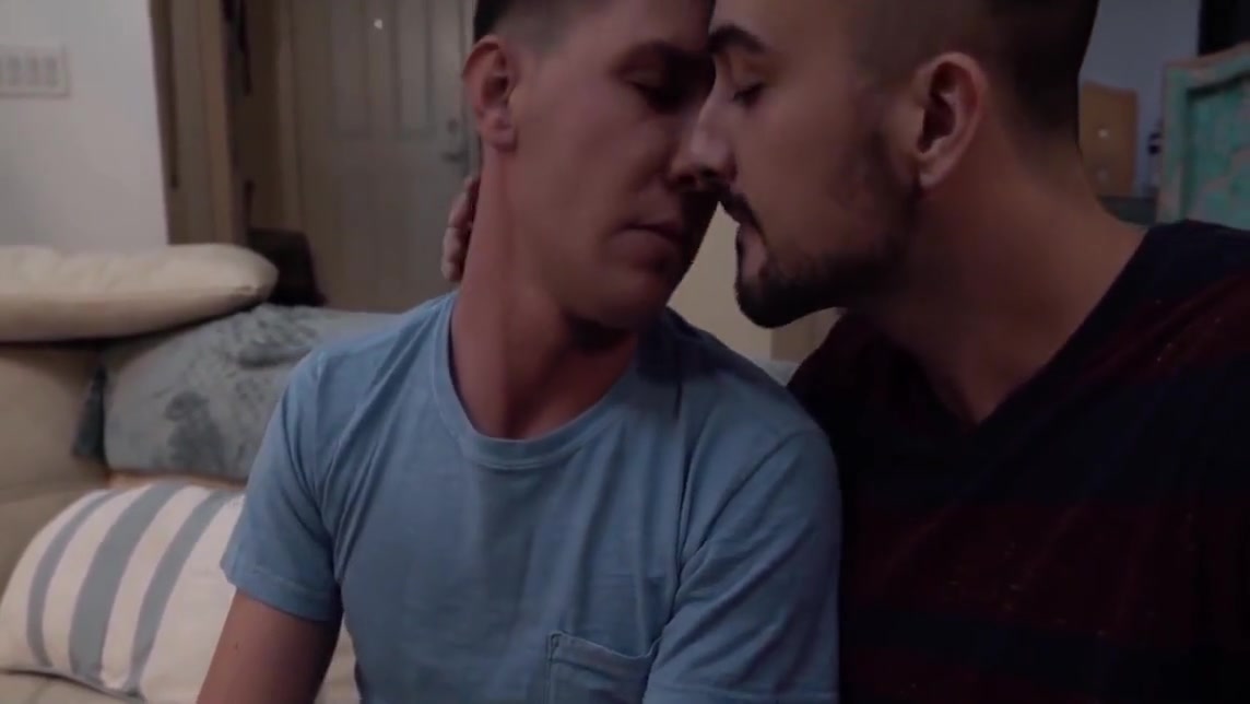 Bearded Homos Anal Fucking Session With Big Dicked Lover - Michael Del Ray And Pierce Paris
