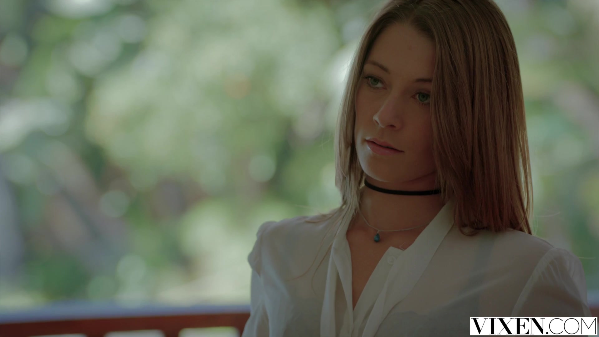 VIXEN Gorgeous Real Estate Agent Kirsten Lee Fucks her Client