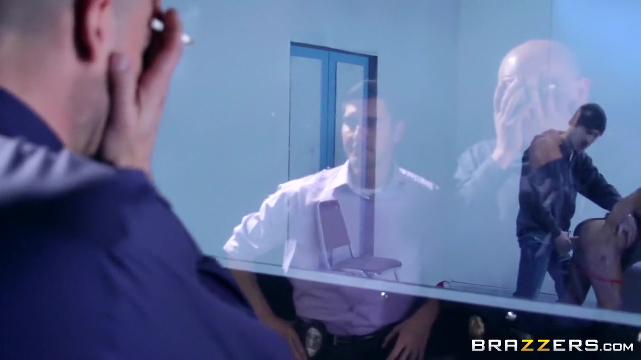 Good Cop, Slut Cop