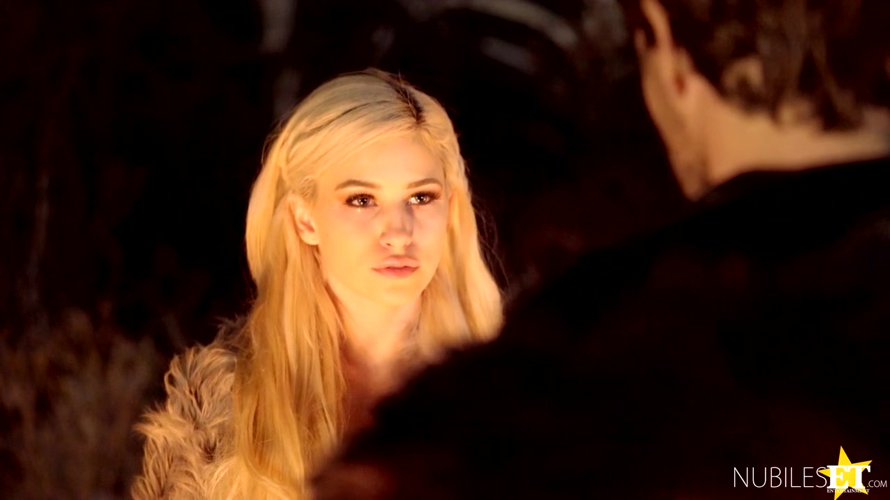 Throne Games Mother Of Dragons - S1:E7