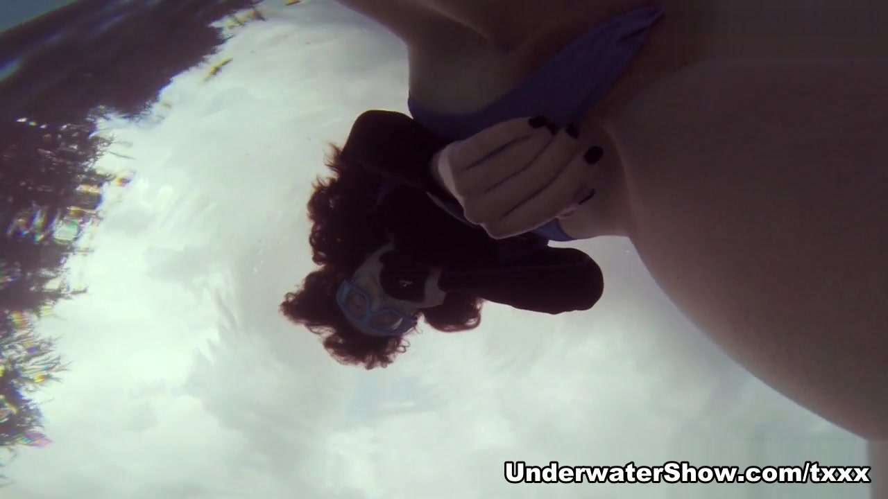 Serene Emi Video - UnderwaterShow