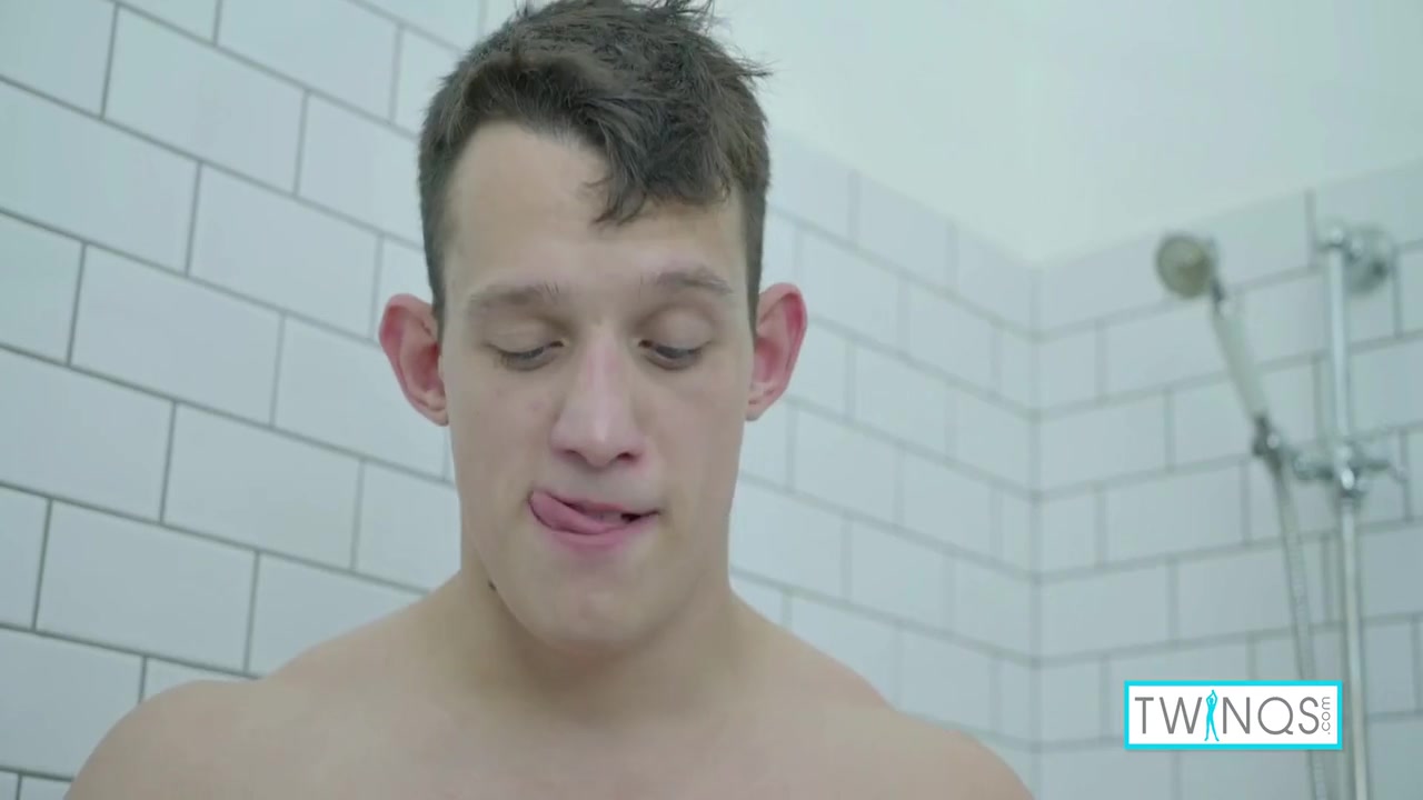 Hunky Young Stud Luke Gets All Soapy And Wanks His Shaft!