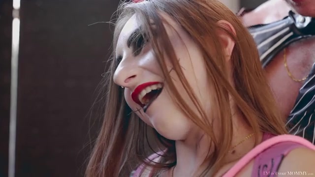 Only On Halloween - S1:E9 - Momlover