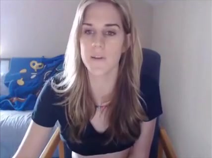 CD Emma Watson Lookalike Masturbates
