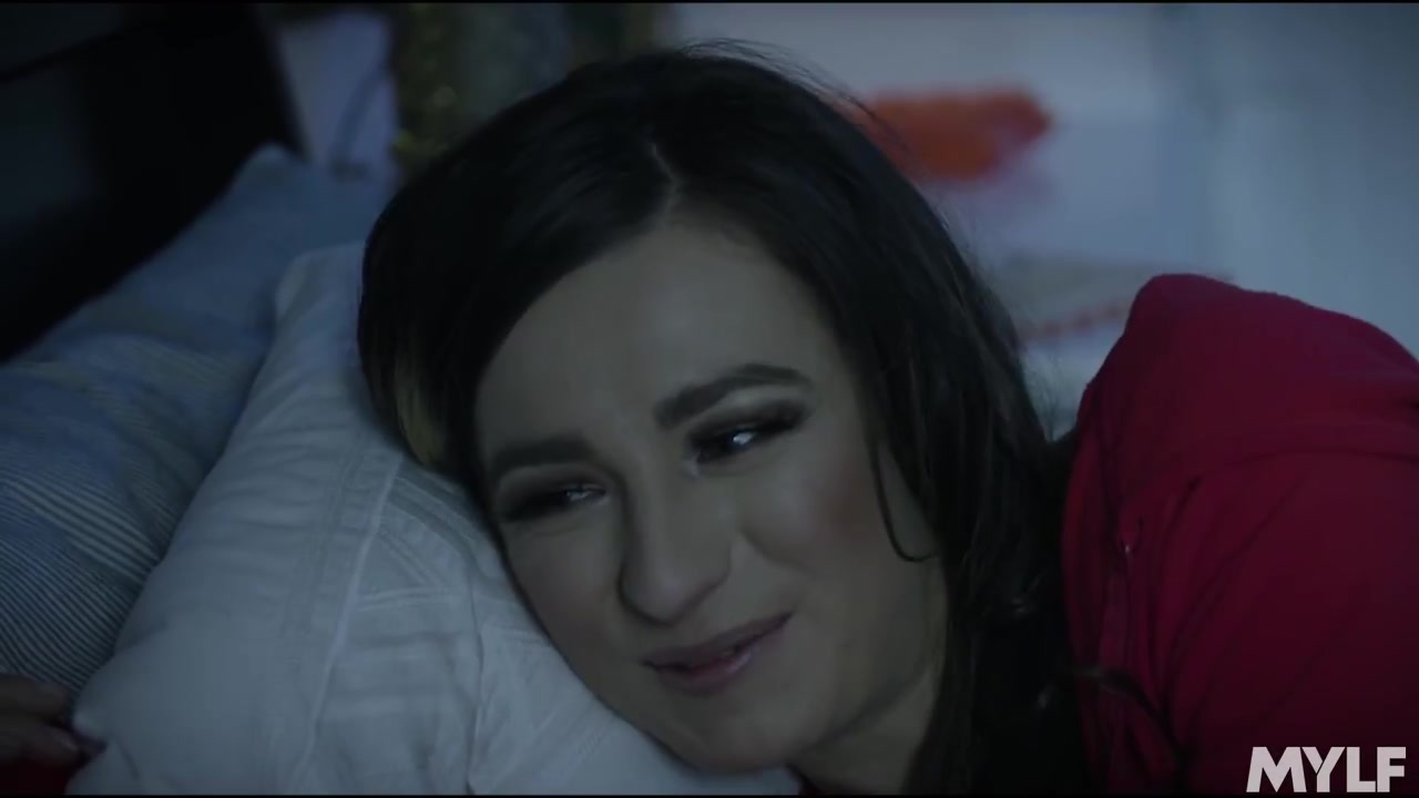 Sexy MILF Fucking Scene - MYLF