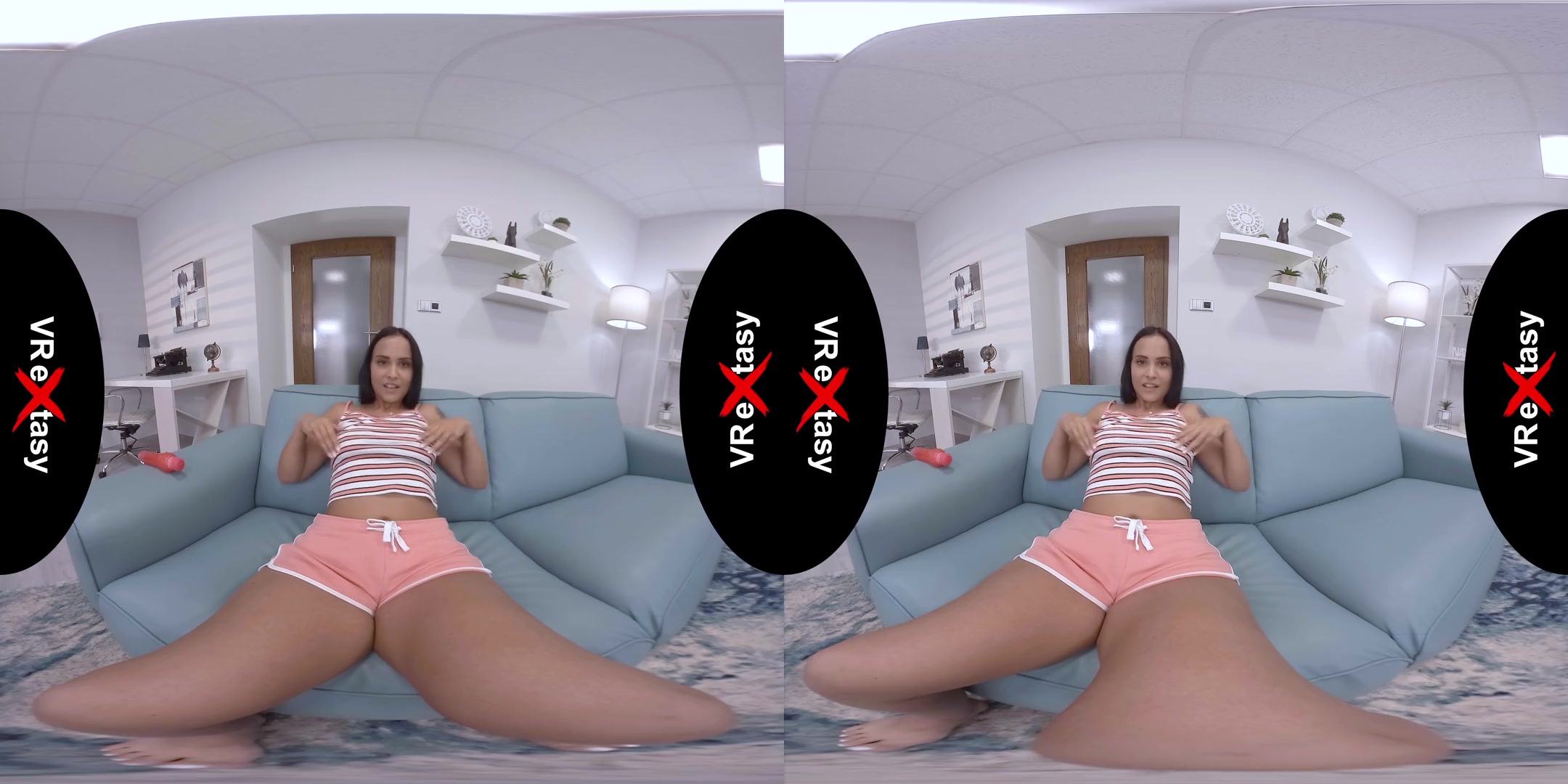 Jennifer Mendez - Her Favourite Toy; Hot Latina Solo