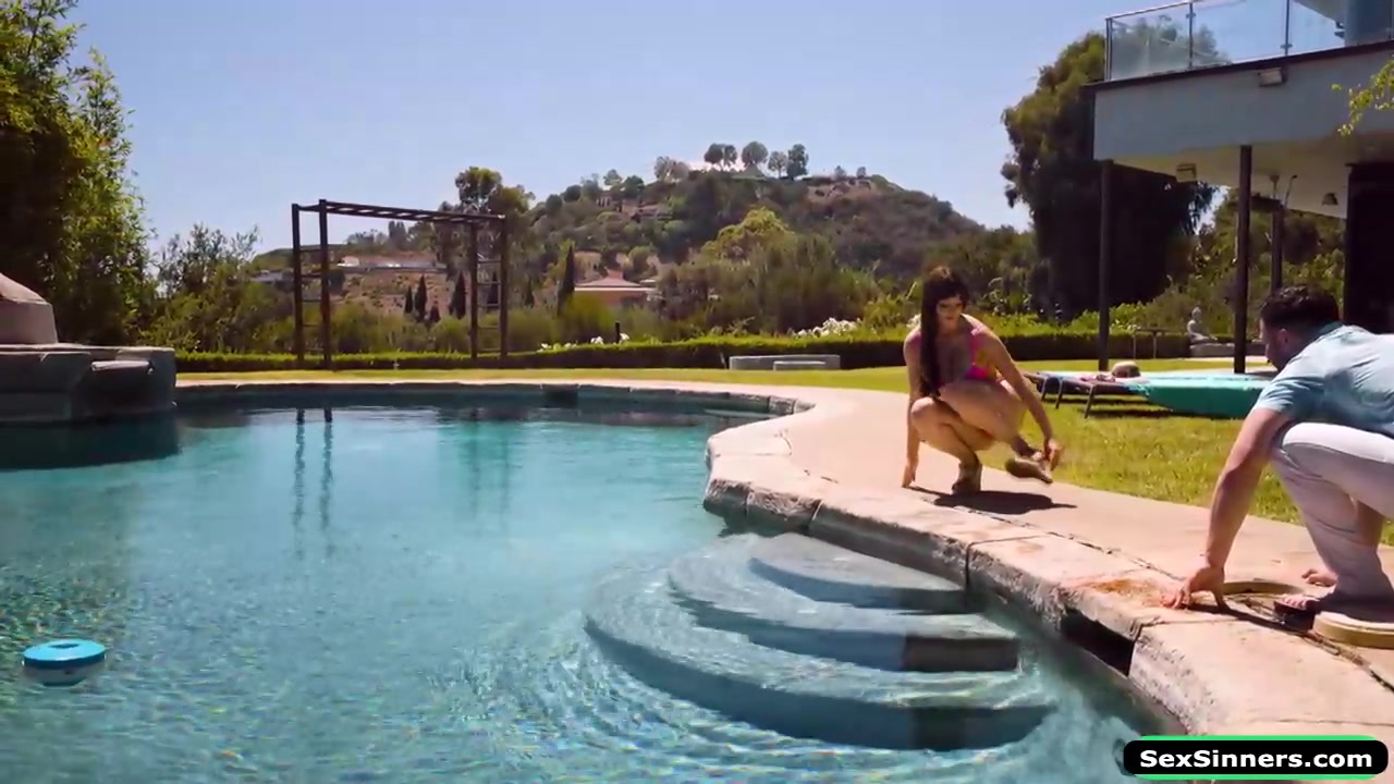 Big boobs milf deepthroats and titfucks the poolboy outdoors