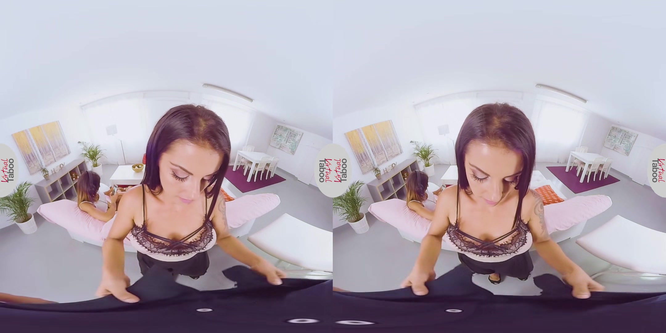 Bianka Blue, Raquel Martin VR Porn: Mom Thinks Daughter Is No Problem - VirtualTaboo