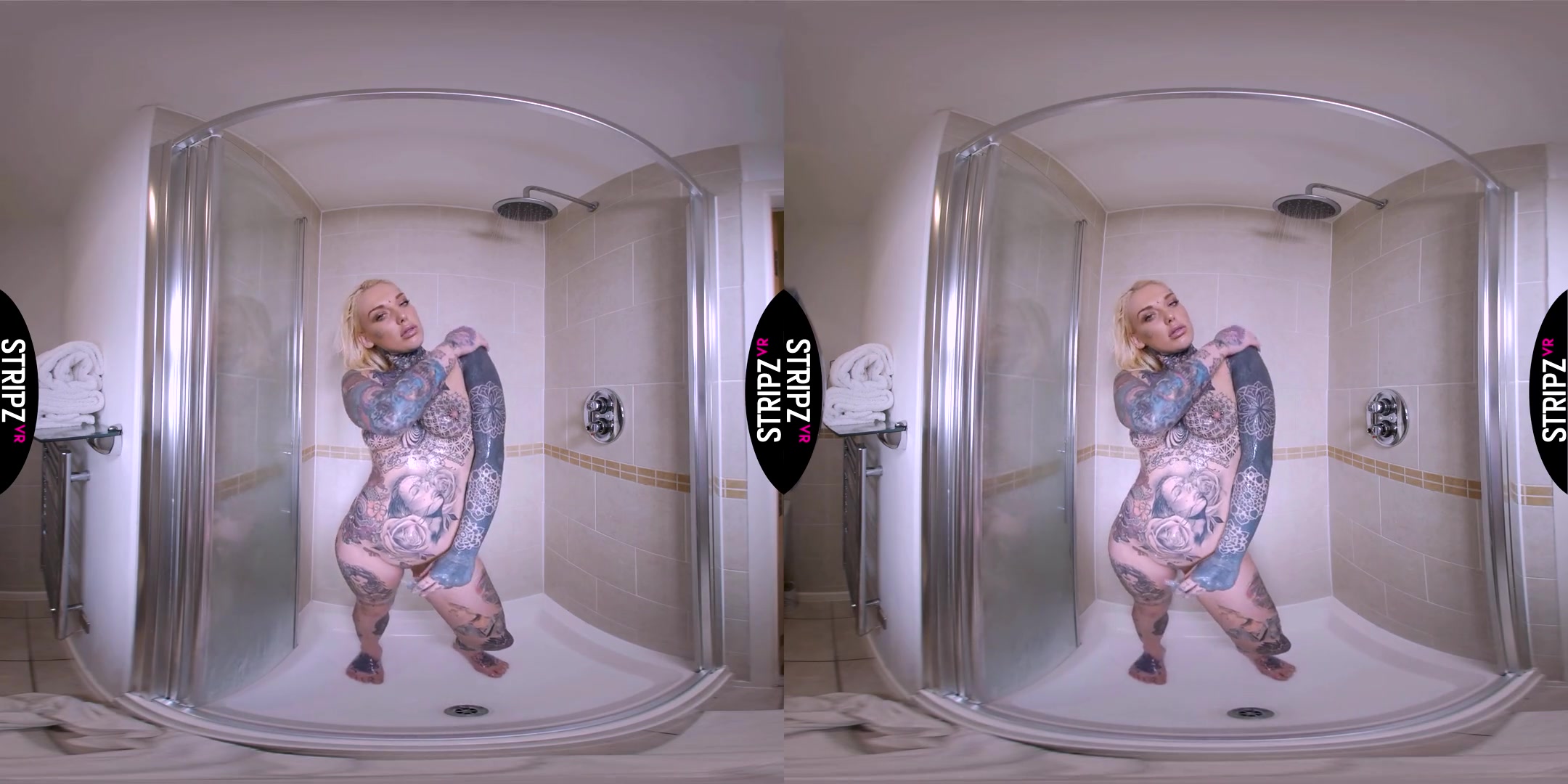 Lauren Brock in Wet Babe - StripzVR