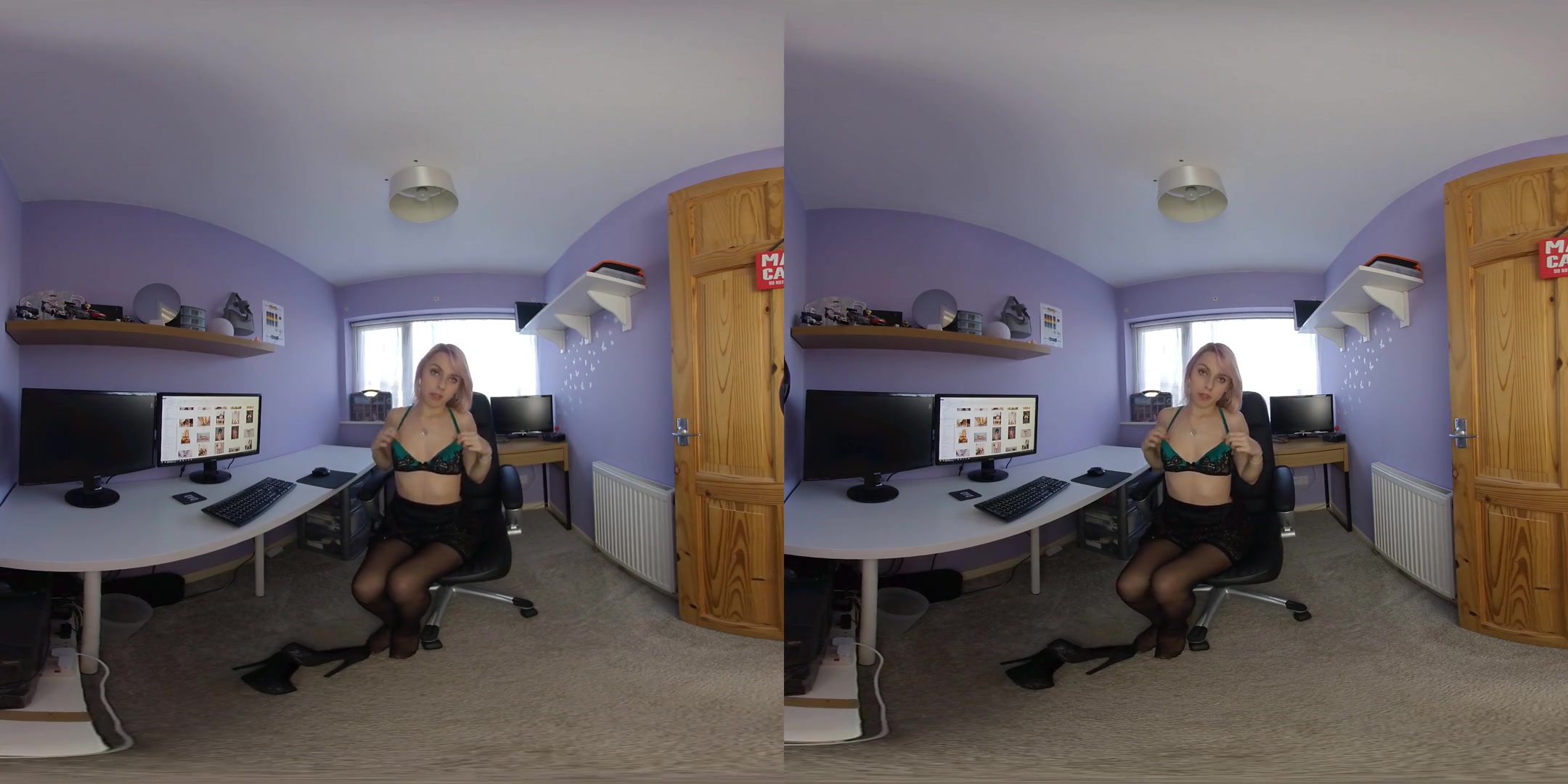 Chloe Toy, Porn Stash Bust - SexLikeReal