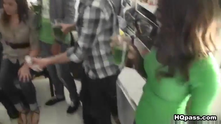DareDorm : Saint pattys day