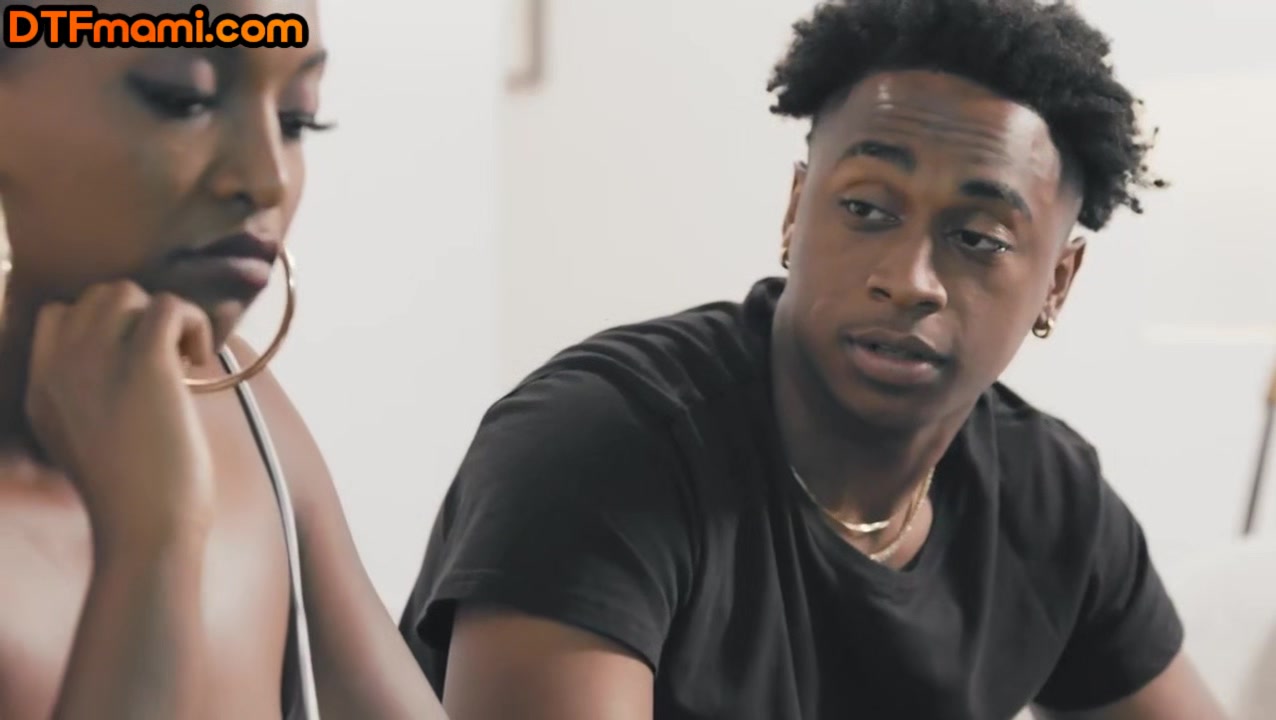 Black MILF bitches smashed in threesome by black dick