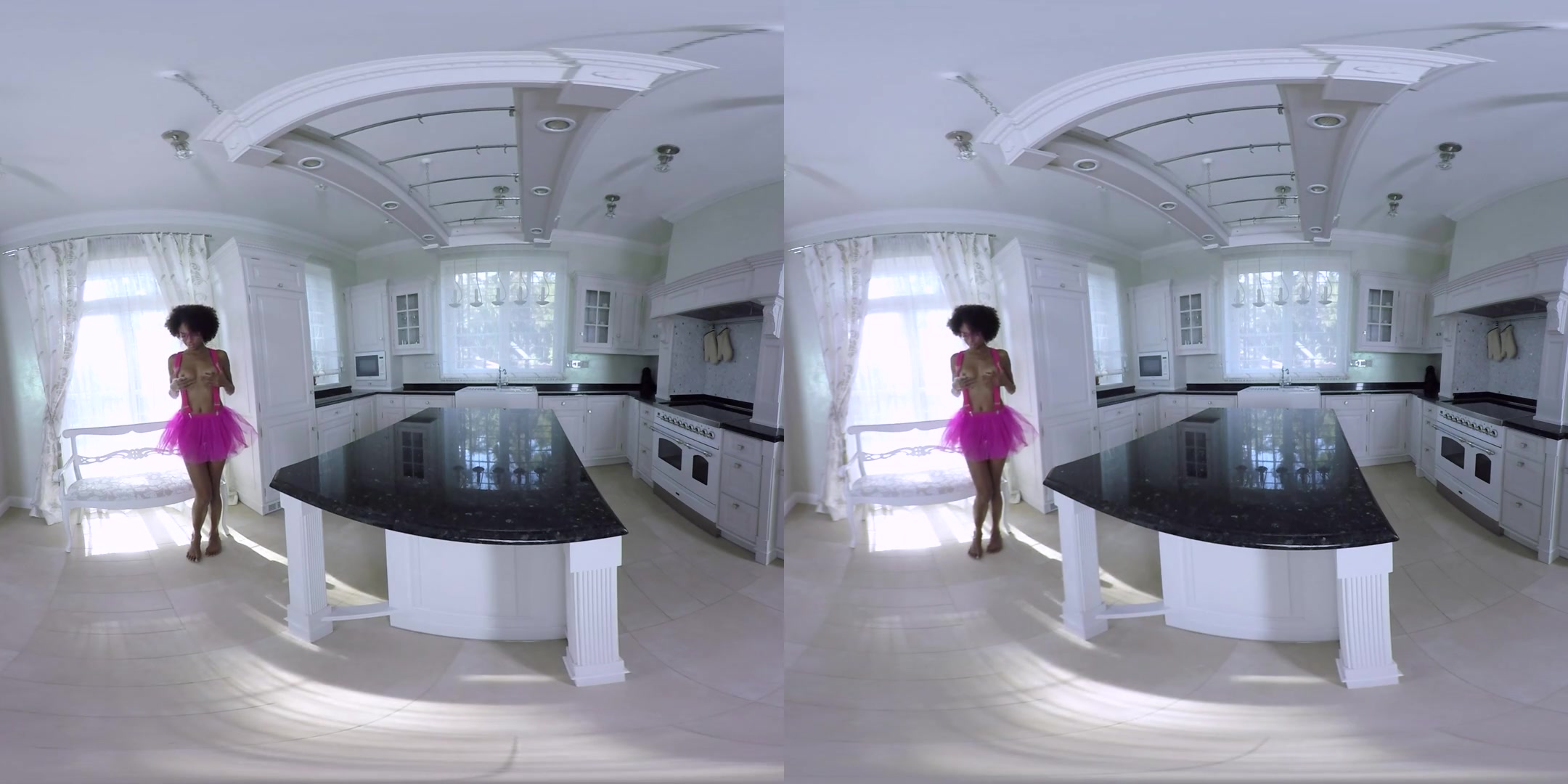 Luna Corazon in Chocolate Candy - RealJamVR