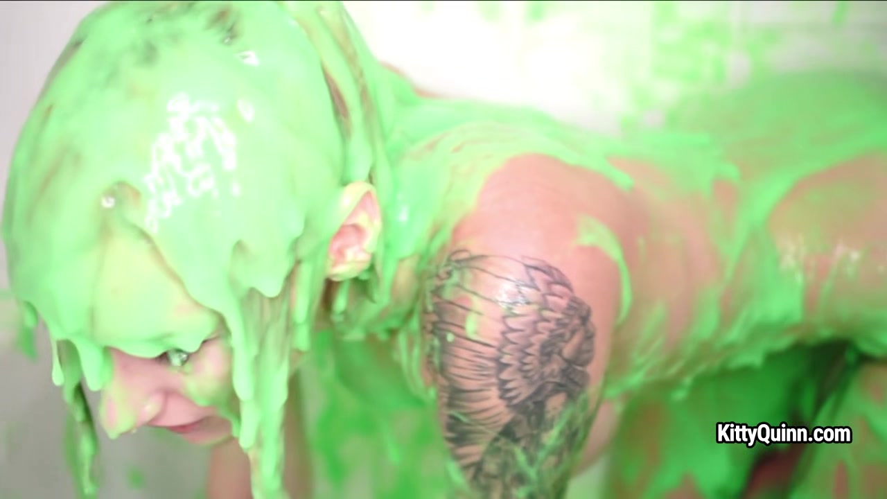 KittyQuinn - Behind The Scenes Slime Shoot