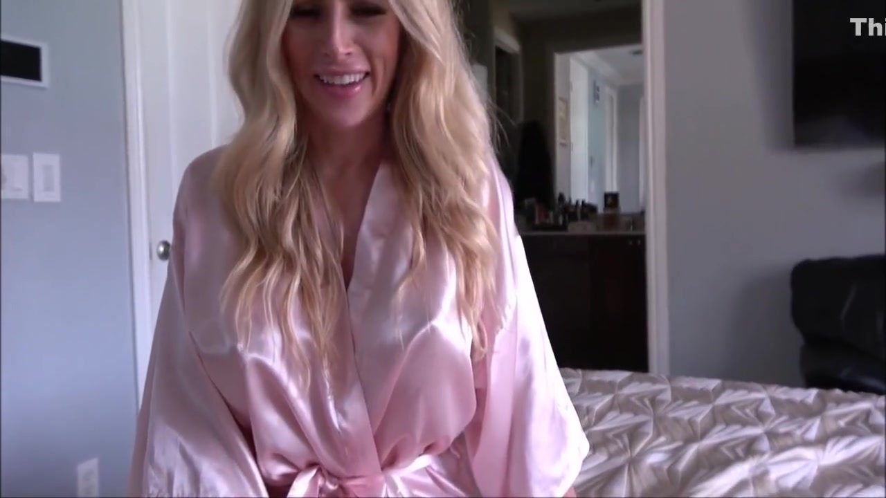 Best Friends Stepmom Fucks After Sleepover - Danielle Renae Alex Adams 12 Min