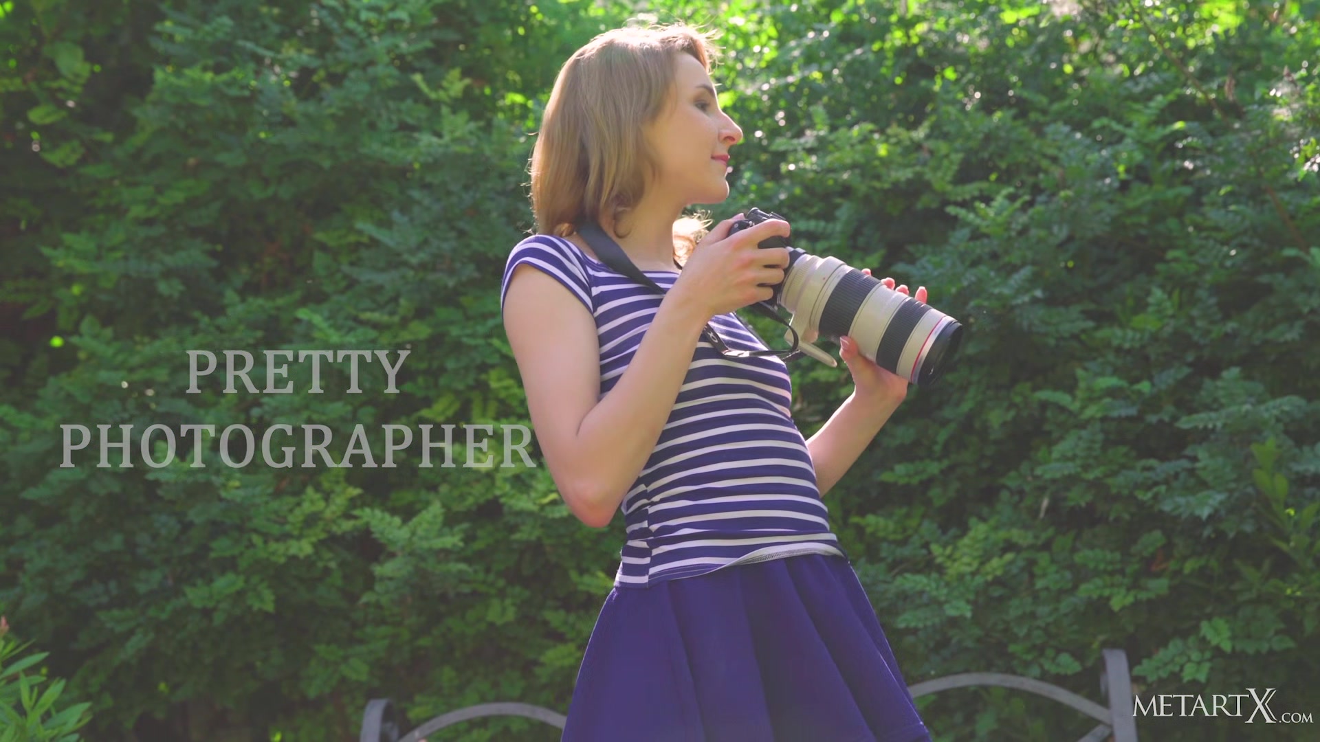 Pretty Photographer 2 - Lea Rose - MetartX