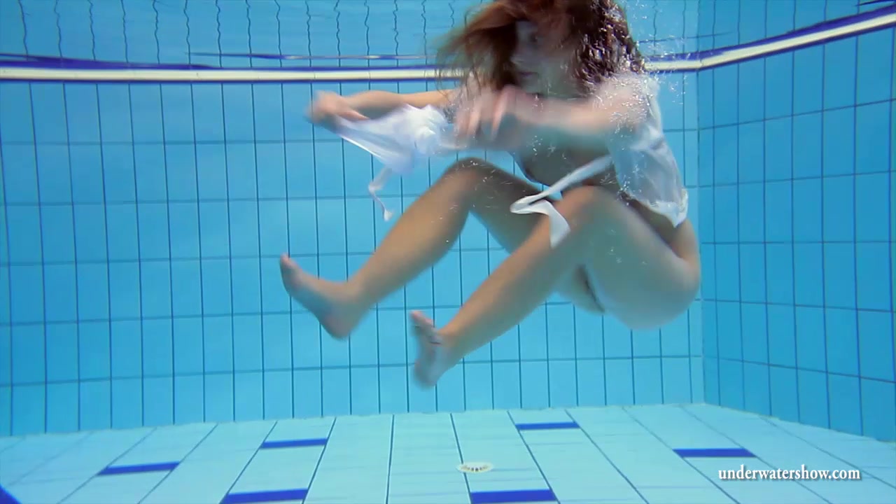 UnderwaterShow Video: Zuzanna