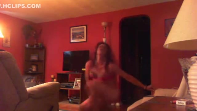 Miss Foxx is sexy dancer