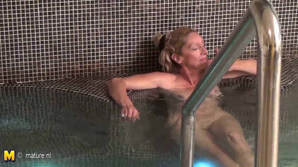 Mature Ladies Unwinding And Getting Naked - MatureNL