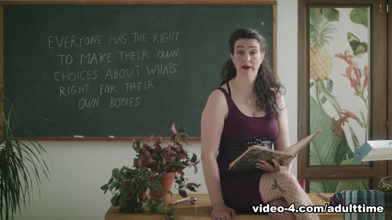 Sadie Lune in A Talk About Consent With Sadie Lune