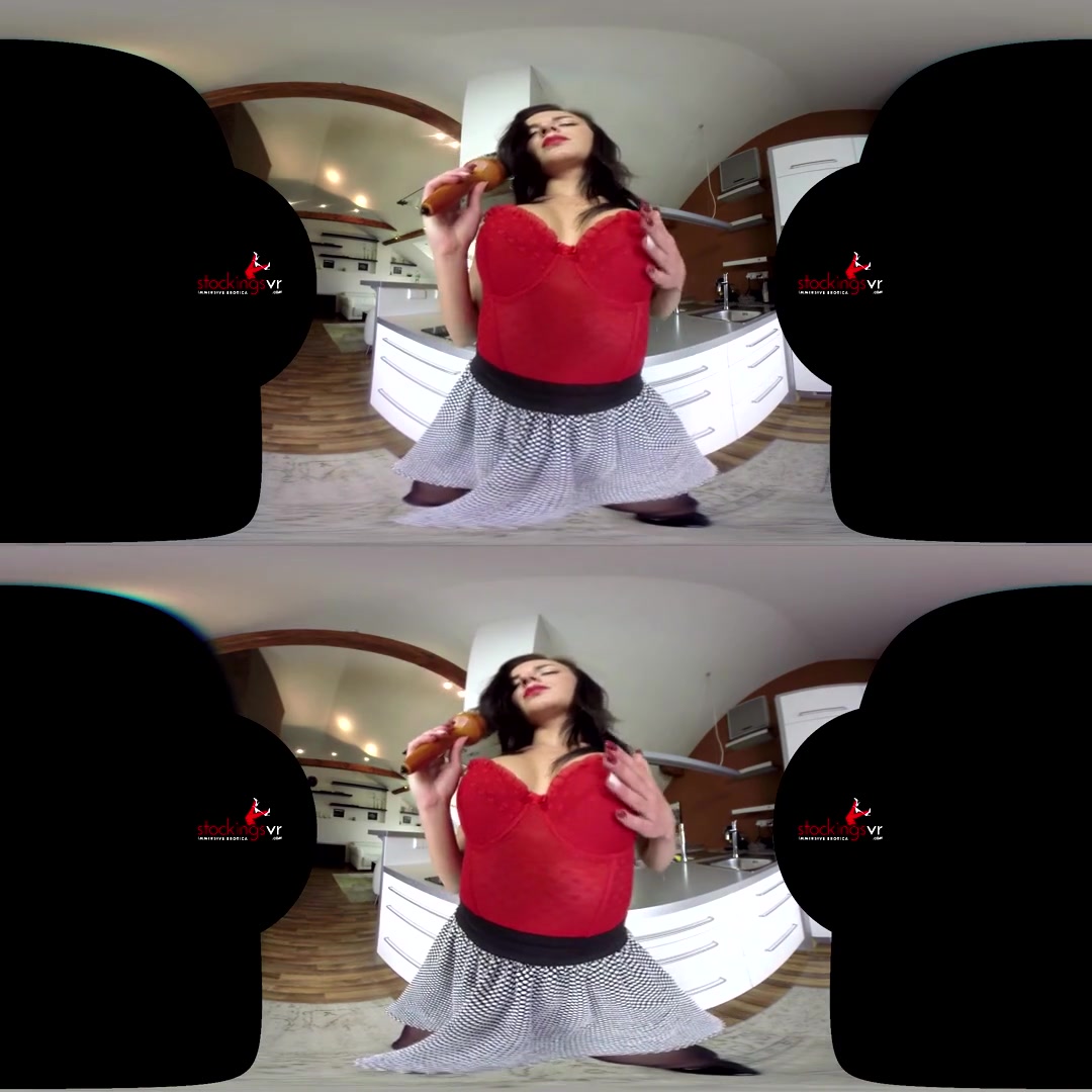 Lola Ver in No Man, No Problem Lola Ver - StockingsVR