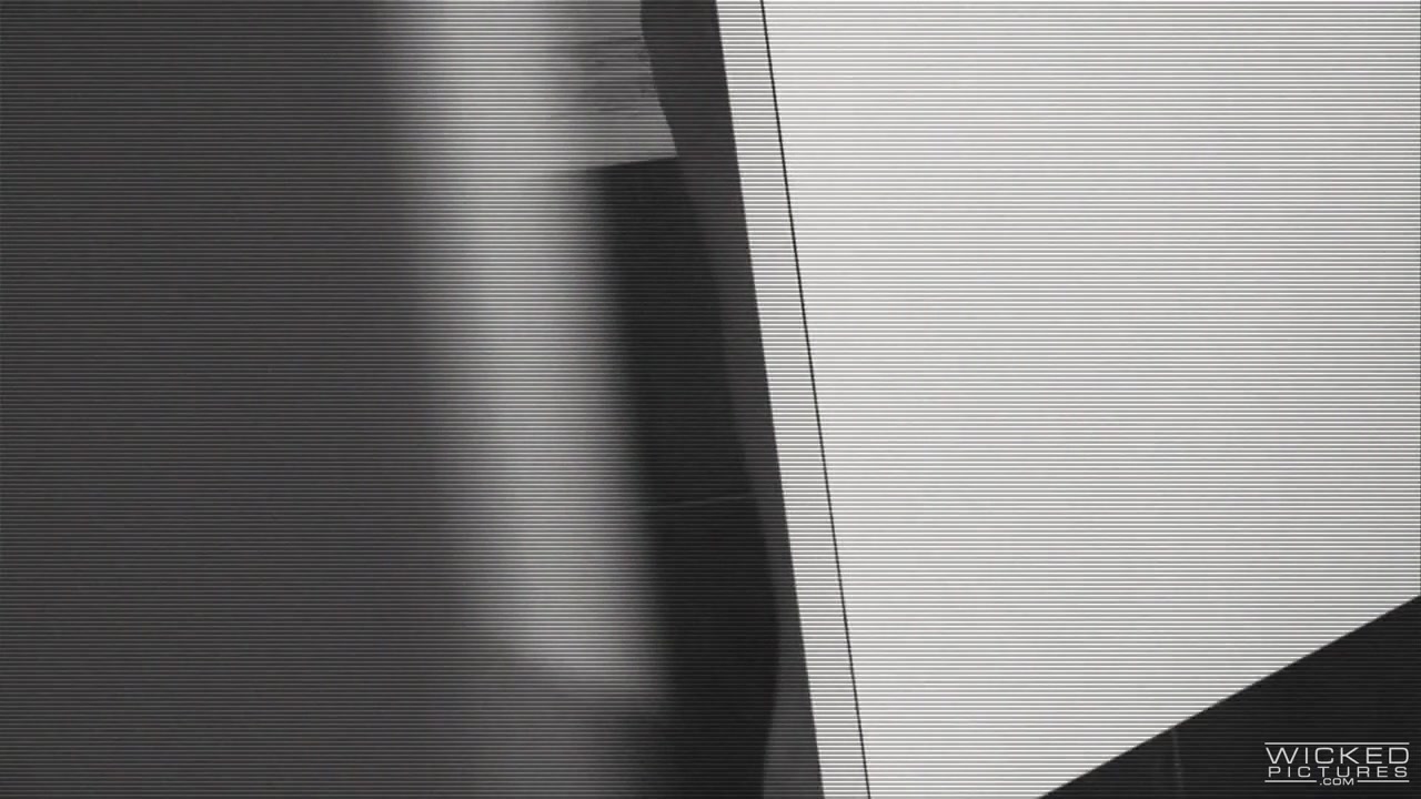 Carmen Caliente In Eating Out, Scene 1