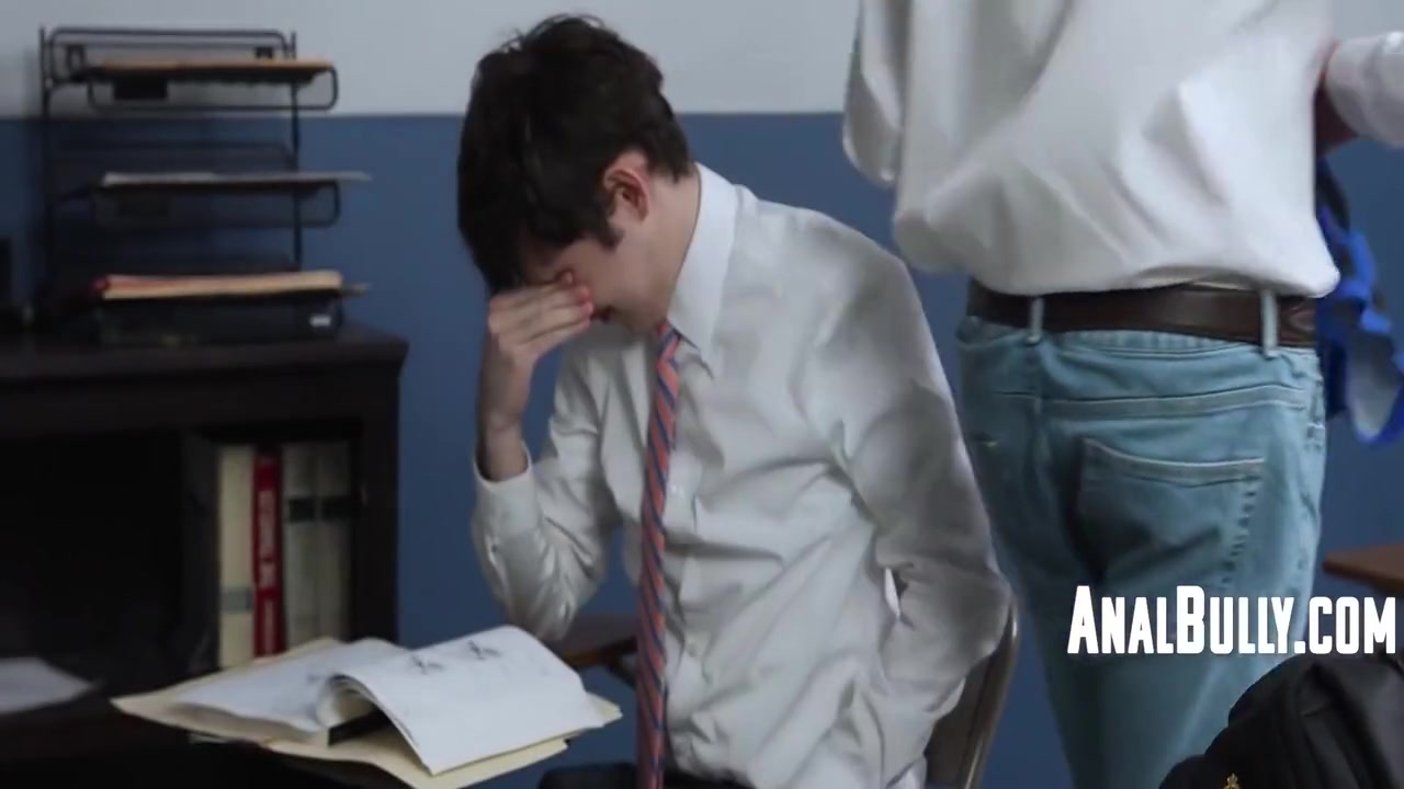 Nerdy Twink Gets Ass Fucked After Finishing My Homework 8 Min With Leo Gates, Dakota Lovell And Gay Porn