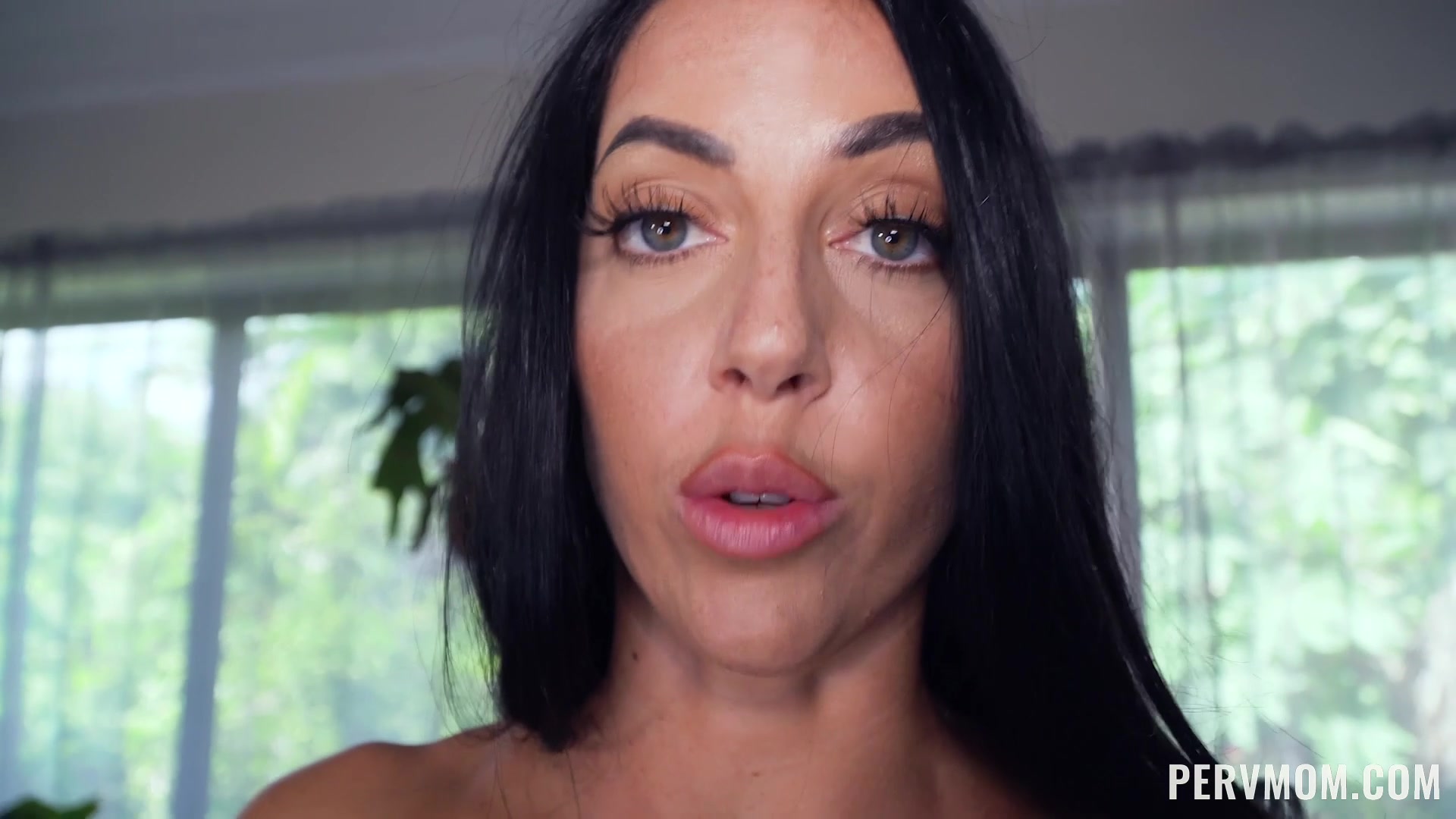 Stepmom Helps Me Focus