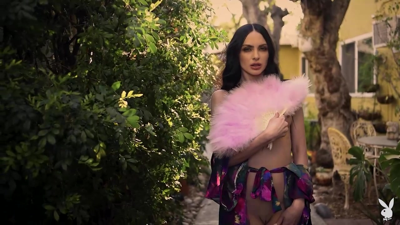 Carissa White in Glamour Garden - PlayboyPlus