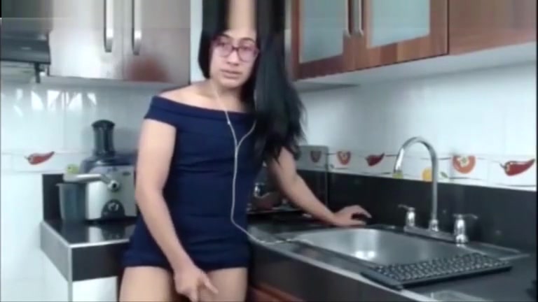 Monstercock lady-boy latin chick Jerking In The Kitchen!