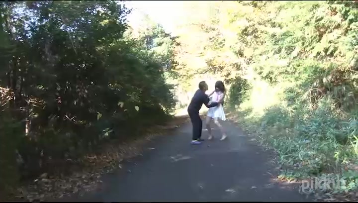 Amina Kiuchi Falling Into Pleasure