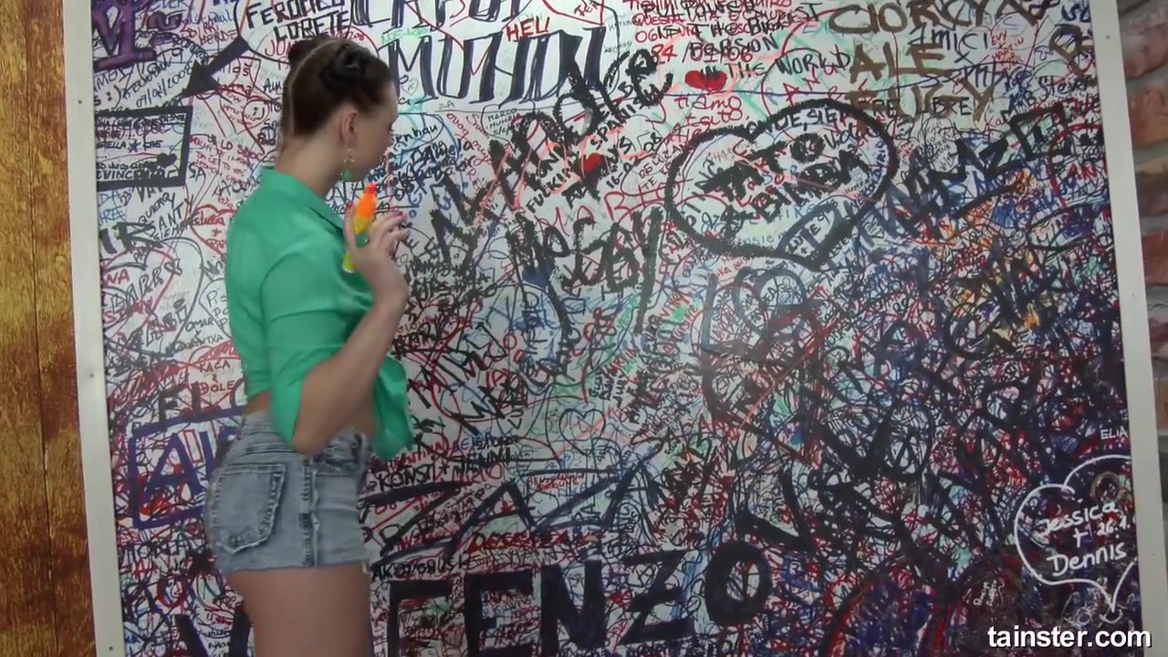 Surprise You Little Graffiti With Vanda L
