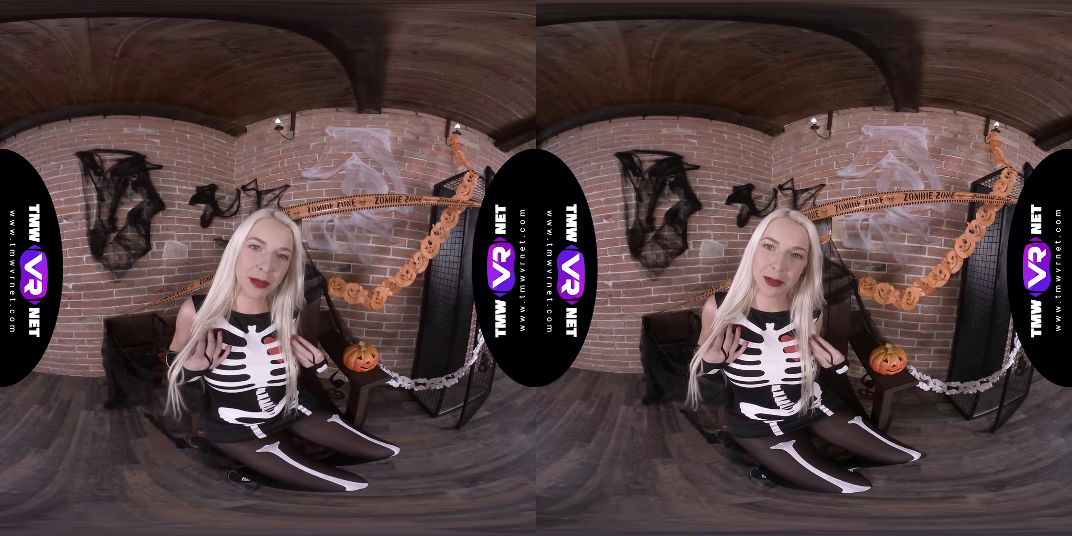 Karol Lilien in Spooky Night Preparation - TmwVRNet