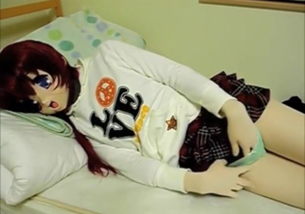 Asian masked girl needs to cum