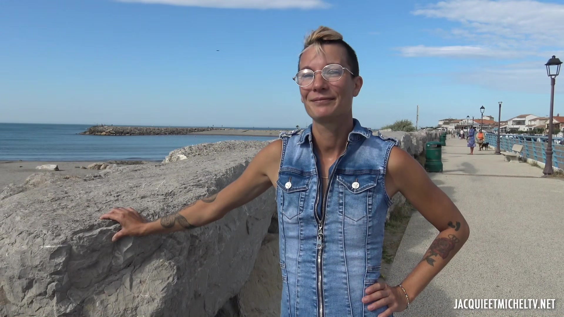 Cheyenne, at 40 years old she discovers what is real sex!