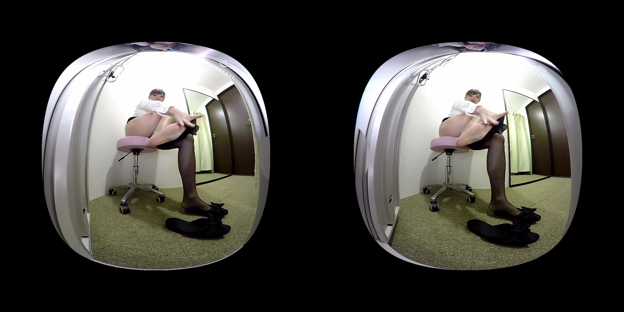 Locker Room Peeping 2 - PetersPrimoVR