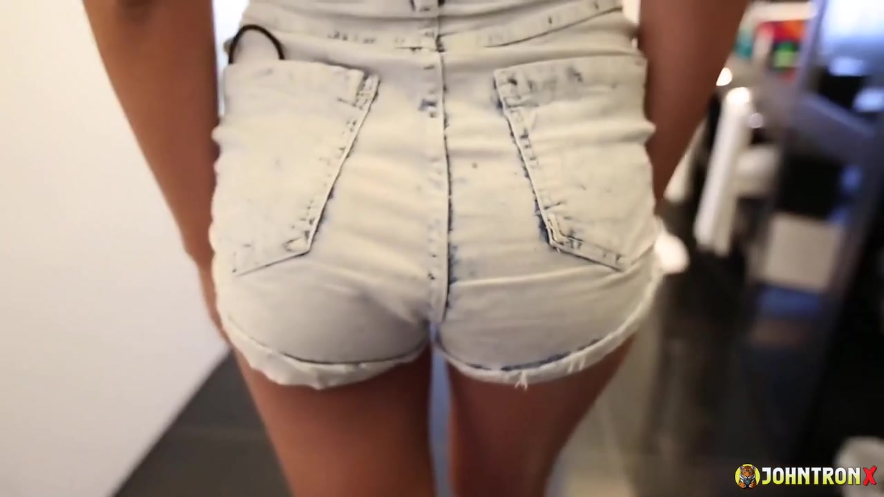 Estefania - Videos - JohntronX