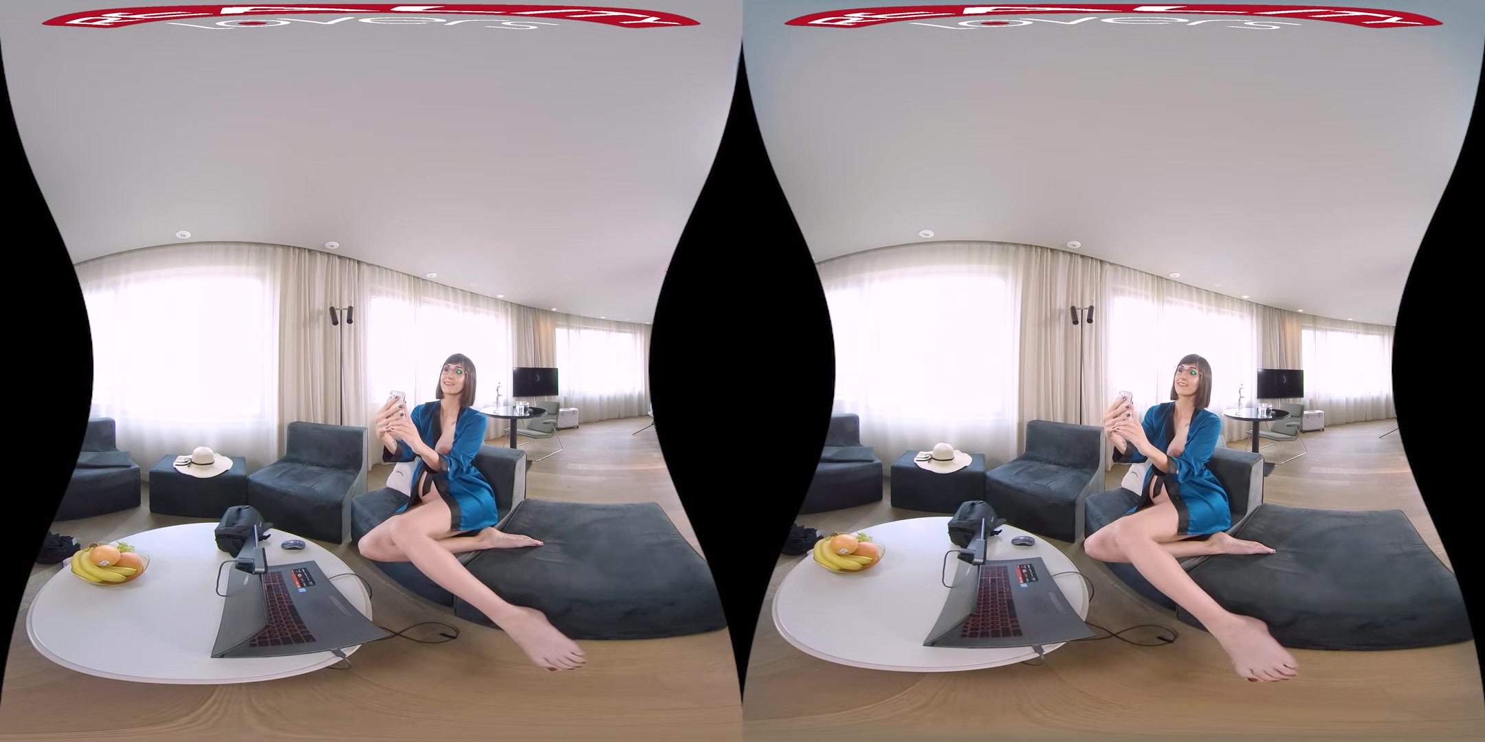 A Day With A Pregnant Cam Girl - RealityLovers