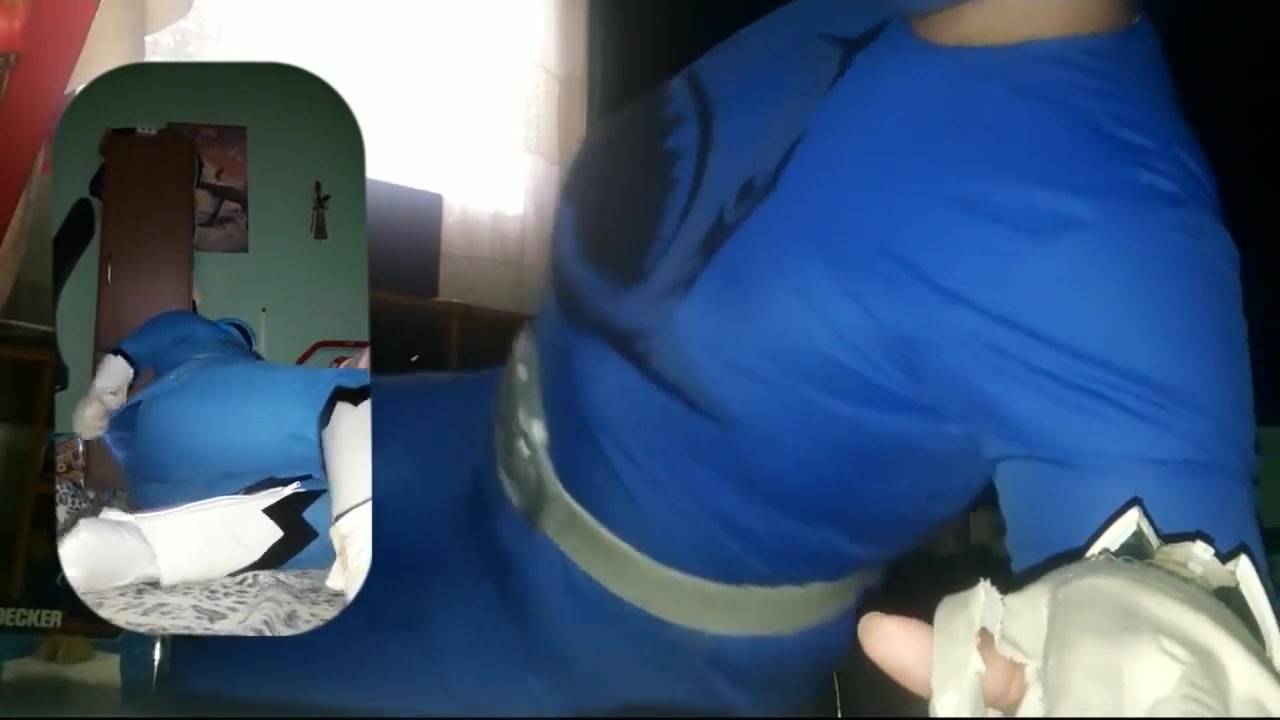 I feel so Horny i cant stop myself!