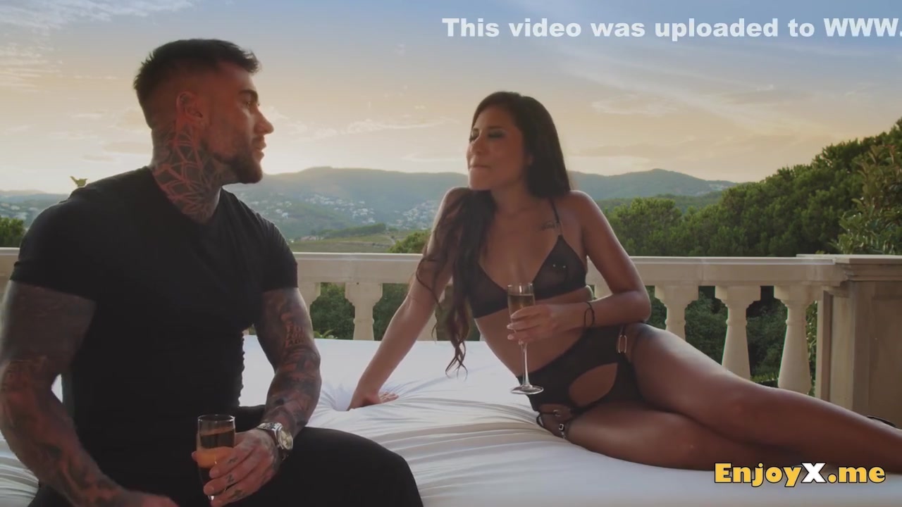 Retali And Her Babe Enjoy A Hard-core Hookup In The Sunsets Embrace - Full Hd With Andrea Retali And Nestor Zarc
